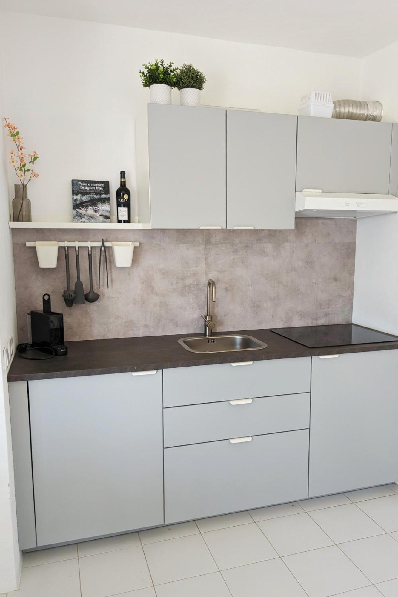 Vivenda Josil T1 With Private Pool Lagos